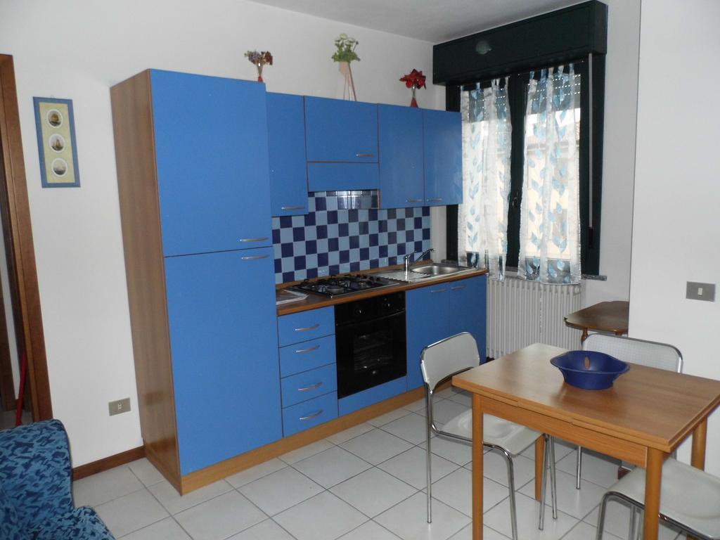 Bilocale Mentana 21 Apartment Parma Exterior photo